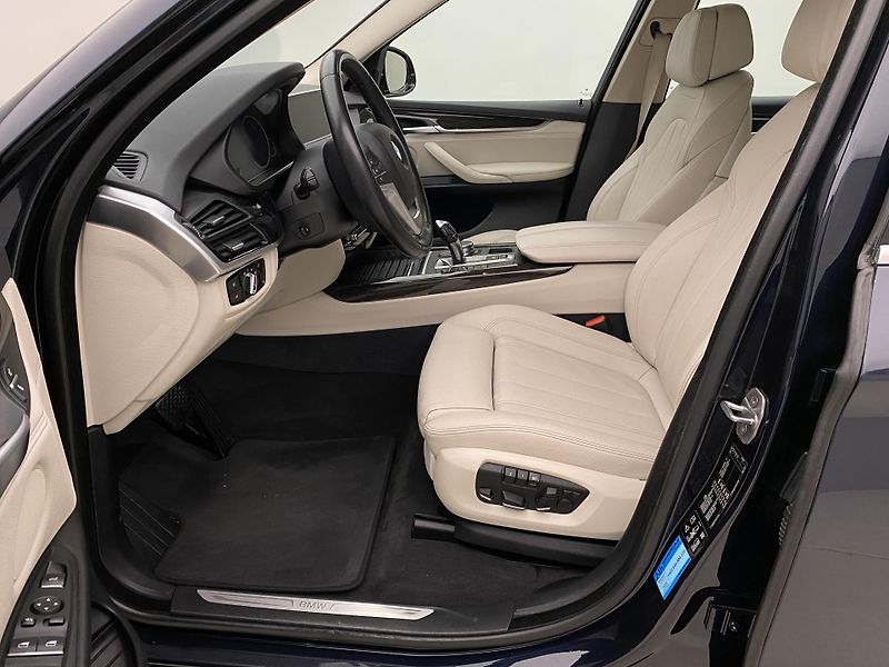 BMW X5 XDRIVE 30d AUT CZ - fotka 3 z 65