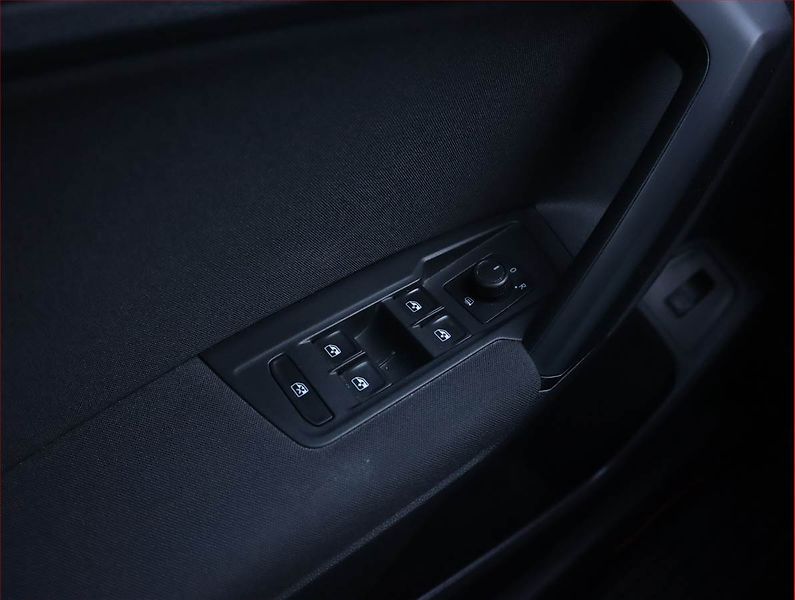 Volkswagen Tiguan (2019) Comfortline 2.0 TSI - fotka 20 z 22