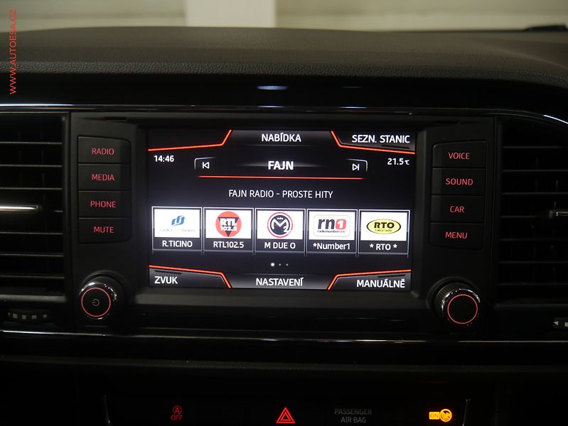 Seat Leon (2017) 1.6 TDi, Style, LED - fotka 17 z 19
