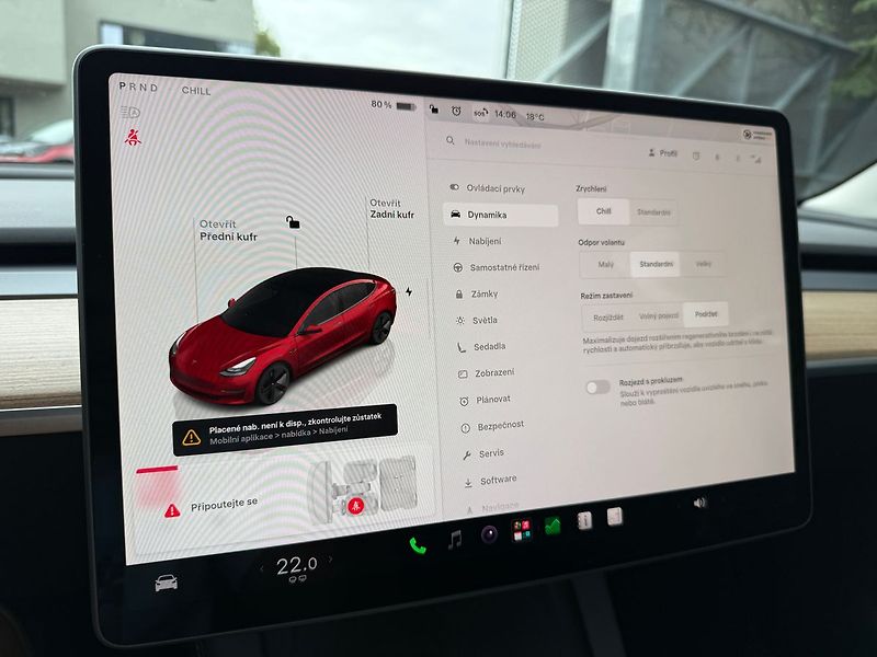 Tesla Model 3 Long Range AWD - fotka 19 z 40