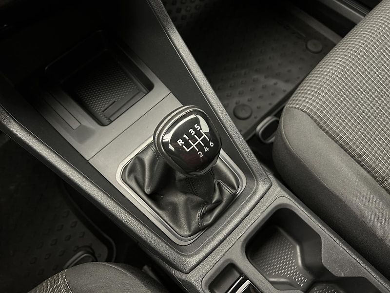 Volkswagen Caddy 2.0 TDI - fotka 13 z 21