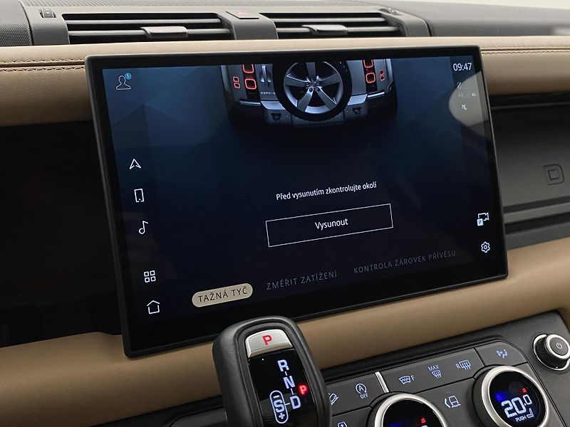 Land Rover Defender 110 D250 X-DYNAMIC SE AWD CZ  - fotka 44 z 50