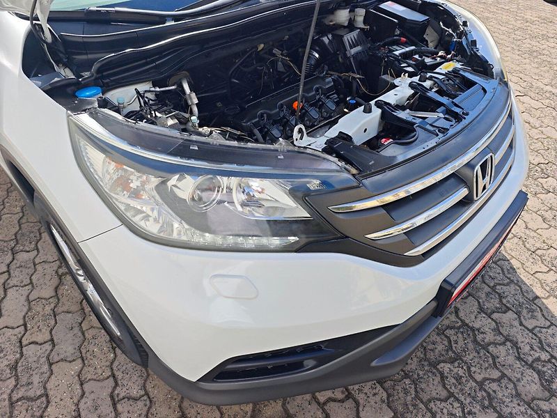 Honda CR-V (2013) 2.0 i-VTEC Comfort 2WD - fotka 29 z 38