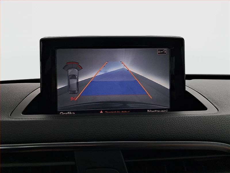 Audi Q3 (2013) 2.0 TDI, 4X4, Automat, Kůže - fotka 17 z 21