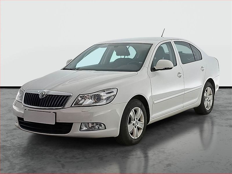 Škoda Octavia (2010) 1.6 TDI, Xenony, Tempomat - fotka 2 z 17