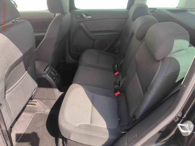 Škoda Yeti (2012) 1.2 TSi, Ambition, +kola - fotka 10 z 17