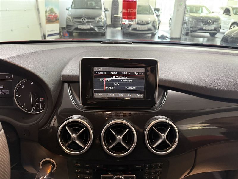 Mercedes-Benz Třídy B 1,8   CDi BI-XEN NAVI VÝHŘEV - fotka 25 z 40
