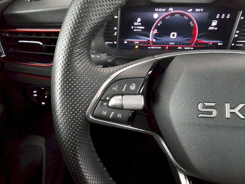 Škoda Kamiq (2025) 1.0TSI 85kW MONTE CARLO - fotka 10 z 30
