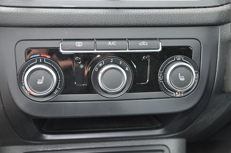 Volkswagen Tiguan 2.0TDi 103kW 4x4 - fotka 12 z 20