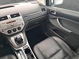 Ford Kuga (2010) 2.0 TDCi, nová STK, Tažné - náhled 8