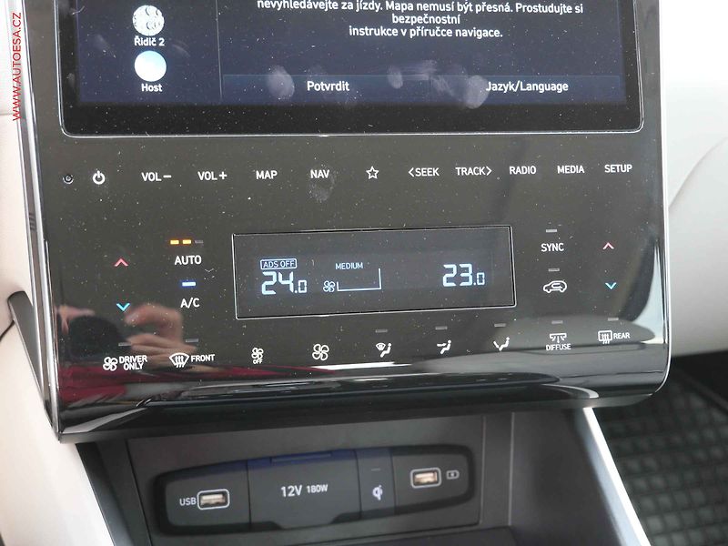 Hyundai Tucson (2021) 1.6TGDi HEV 4x4, 1.maj,ČR - fotka 18 z 27