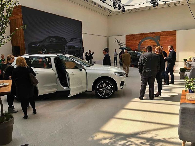 Volvo XC60 v Galerii Mánes.