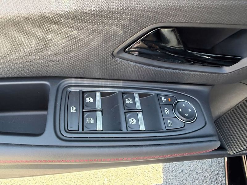 Renault Clio (2026) techno full hybrid E-Tech 160 - fotka 22 z 24