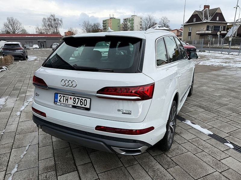 Audi Q7 S-Line  210kW Matrix - fotka 2 z 25