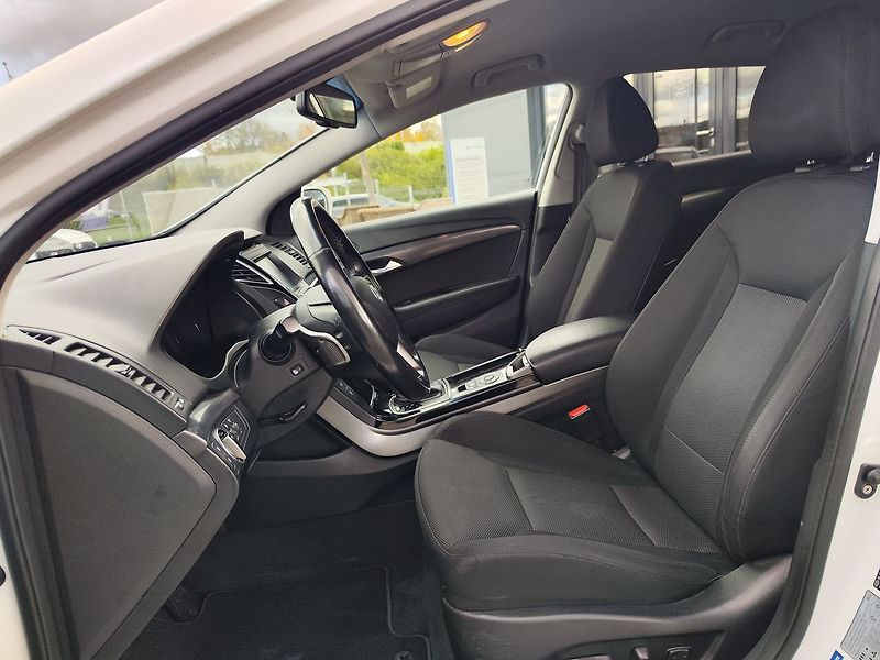 Hyundai i40 1.7 CRDI/104kW Experience AT - fotka 12 z 33