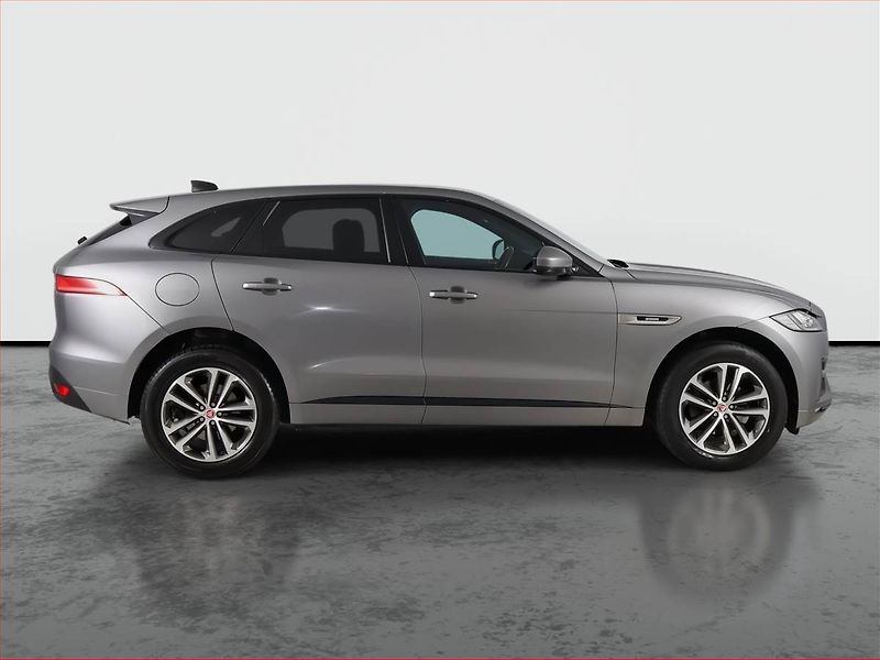 Jaguar F-Pace (2020) 25d AWD, Původ ČR - fotka 6 z 23