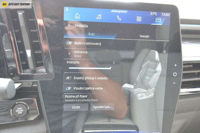 Renault Espace ICONIC E-TECH FULL HYBRID 200k - fotka 55 z 79