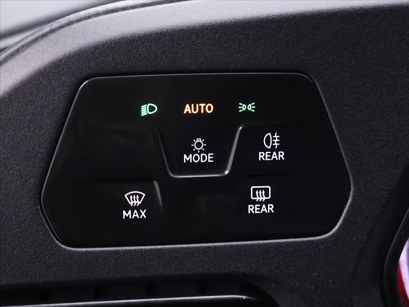 Volkswagen Caddy 2,0 TDI 75 kW Klima DPH CZ 1.M - fotka 15 z 26
