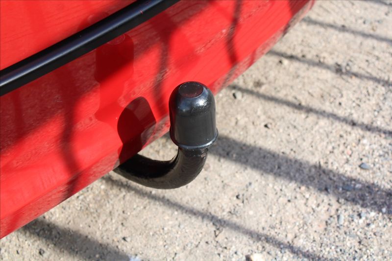 Hyundai i30 1,6 i  ČR,1.MAJ,WEEKEND DESIGN - fotka 23 z 31