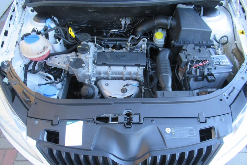 Škoda Fabia 1.2 KLIMA SADA KOL - fotka 20 z 24