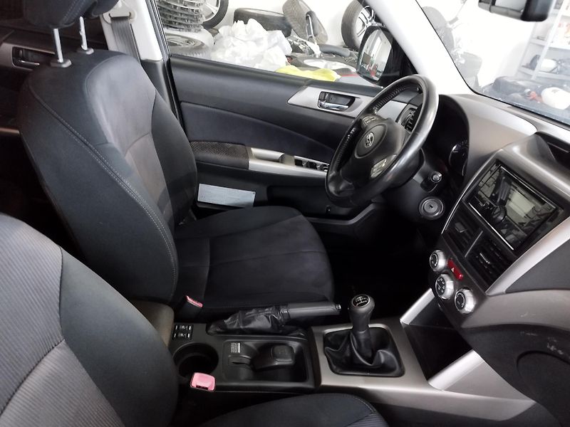 Subaru Forester (2010) 2.0i,taž.zař.,4x4 - fotka 12 z 33