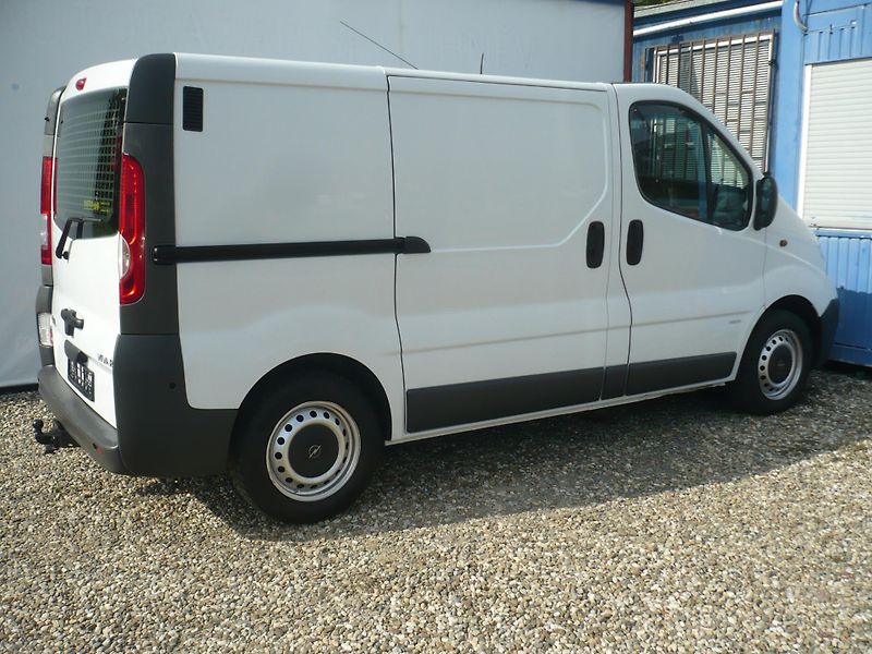 Opel Vivaro 2.0DCI 66Kw Klima L1H1 - fotka 6 z 21