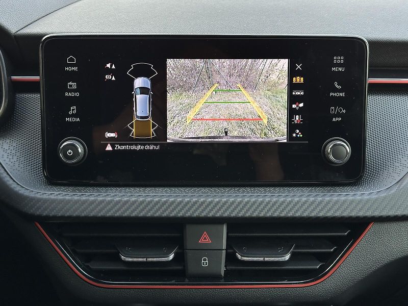 Škoda Kamiq 1.0TSi Monte Carlo 116PS Matri - fotka 35 z 44