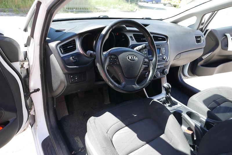 Kia Ceed (2012) - fotka 5 z 18
