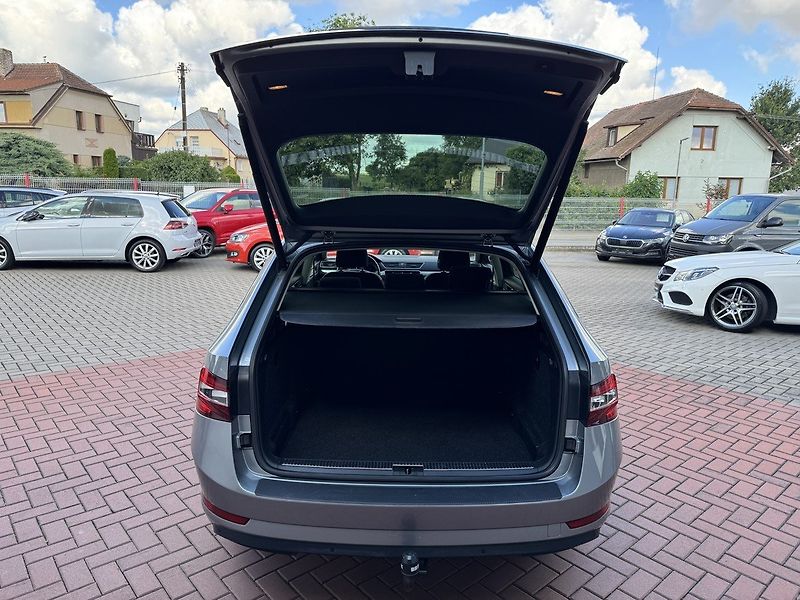 Škoda Superb (2019) 1.5TSi Xenony Navi Panorama - fotka 20 z 50