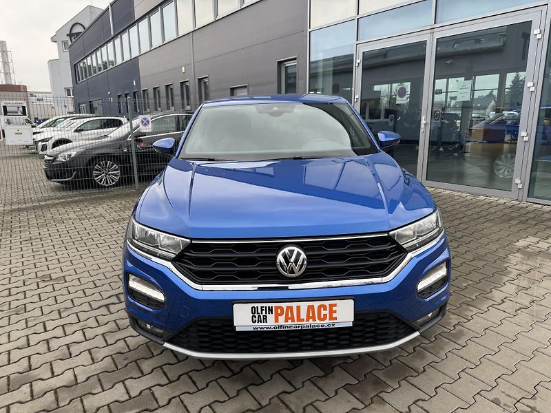Volkswagen T-Roc (2020) 1.5 TSI DSG - fotka 2 z 22