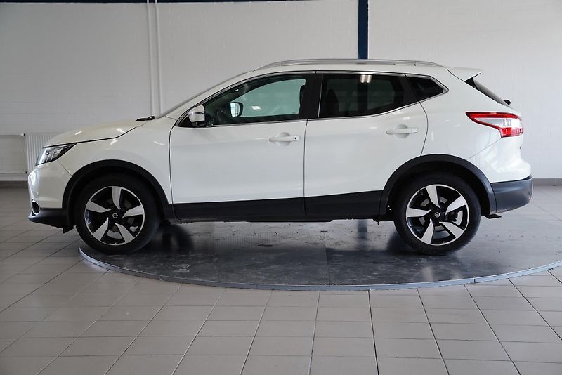 Nissan Qashqai - fotka 3 z 25