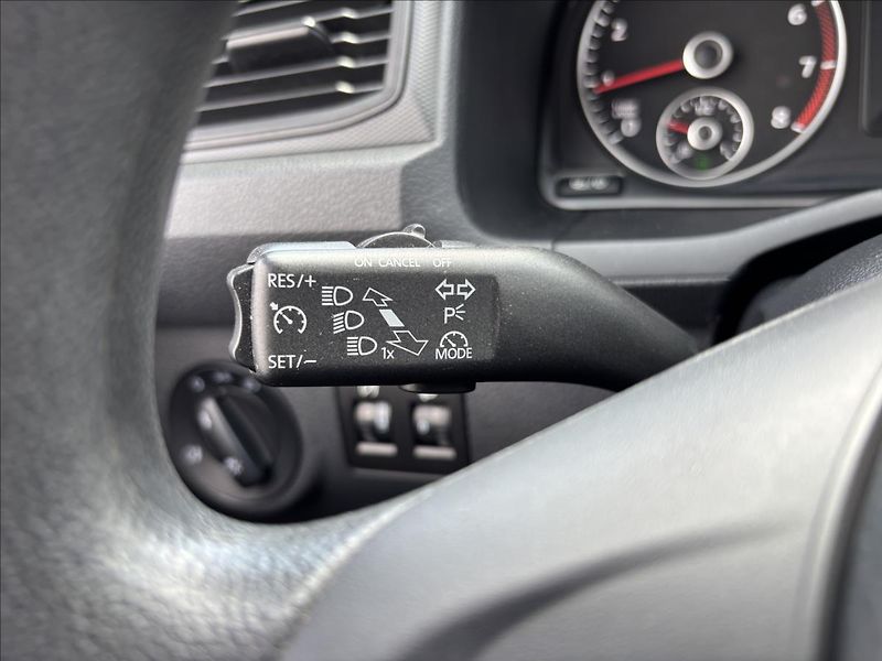 Volkswagen Caddy 1,4 TGI 81kW CNG Maxi Dílna - fotka 27 z 37