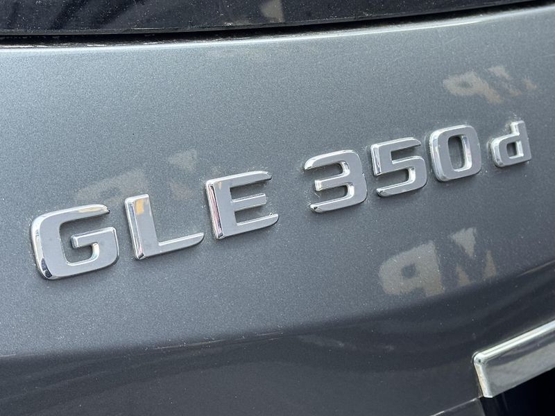 Mercedes-Benz GLE (2017) 350D 190kW 4M, AIRMATIC, 360°  - fotka 46 z 50