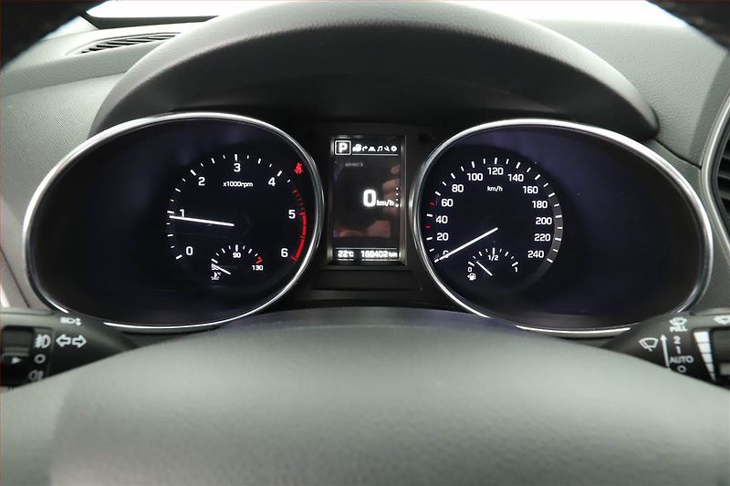 Hyundai Santa Fe (2016) 2.2 CRDi Blue, Automat - fotka 8 z 20