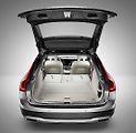 Volvo V90 Cross Country.