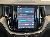 Volvo XC60 B5 AWD Plus Dark-REZERVACE - náhled 33