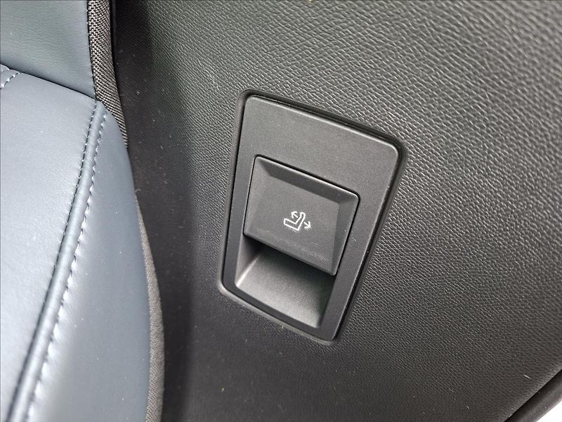 Citroën C5 Aircross (2026) 1,2 Hybrid 145k Automatic MAX - fotka 27 z 29