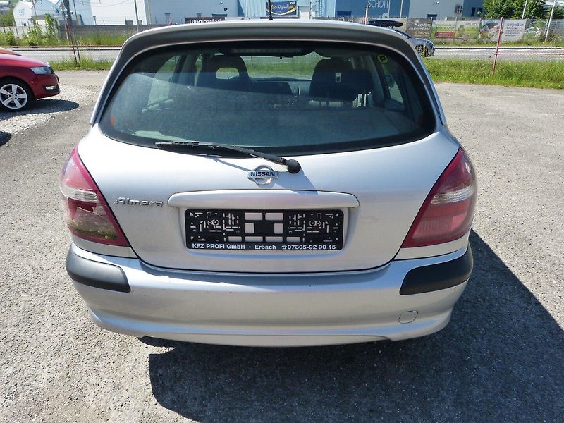 Nissan Almera 1.5 - fotka 5 z 8