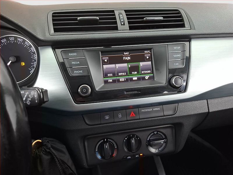 Škoda Fabia (2015) Ambition 1.4 TDI, Tempomat - fotka 12 z 21