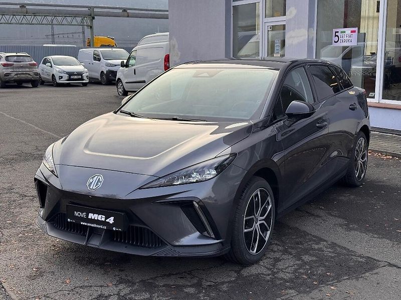 MG MG4 (2025) Electric Exclusive (64 kWh) - fotka 4 z 34