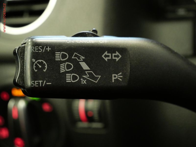 Volkswagen Golf Plus (2011) 1.6 TDI, Klima - fotka 16 z 23