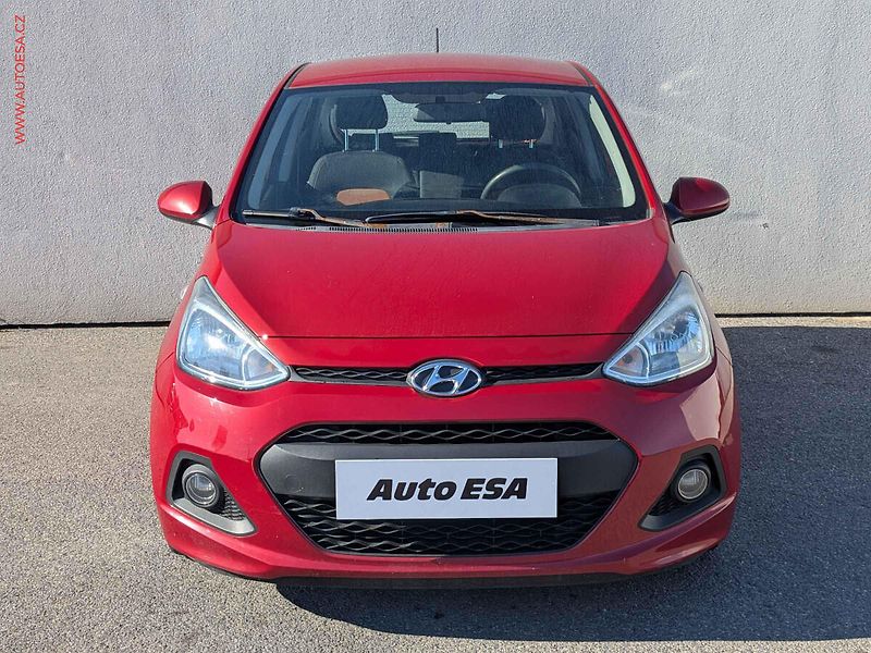 Hyundai i10 (2015) 1.0 i, ČR, AC, tempo, park - fotka 2 z 15