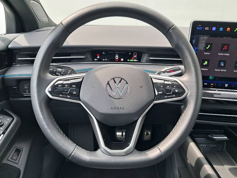 Volkswagen ID.7 (2023) Pro 210  kW , kap. 77 kWh - fotka 6 z 33