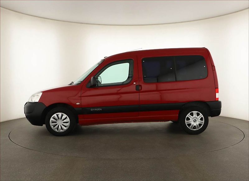 Citroën Berlingo (2011) 1.6 HDi, 5Míst, ČR - fotka 3 z 9