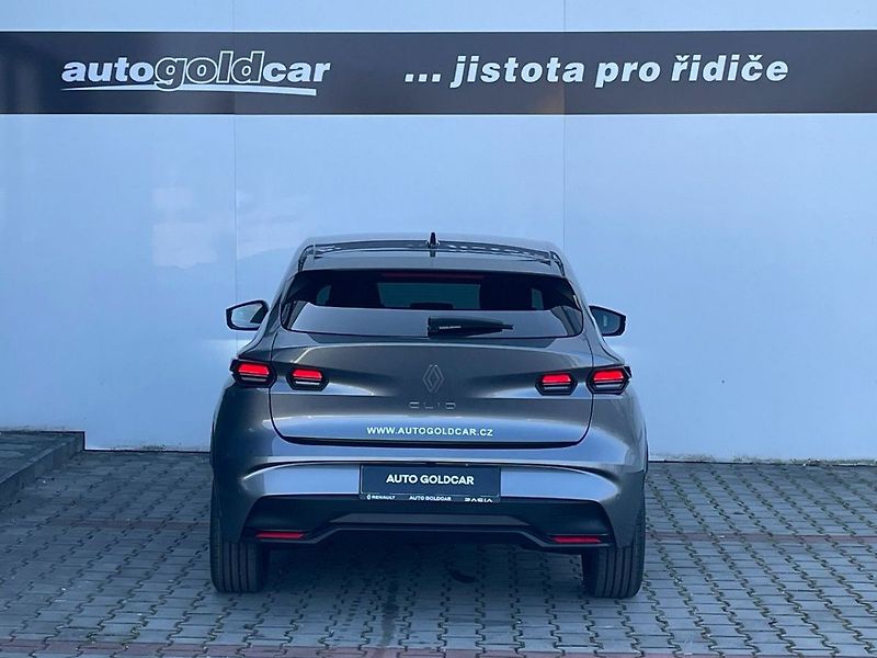 Renault Clio techno TCe 115 - fotka 5 z 14