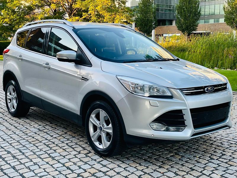 Ford Kuga 2.0TDCi MANUÁL TAŽNÉ SERVISKA - fotka 8 z 51
