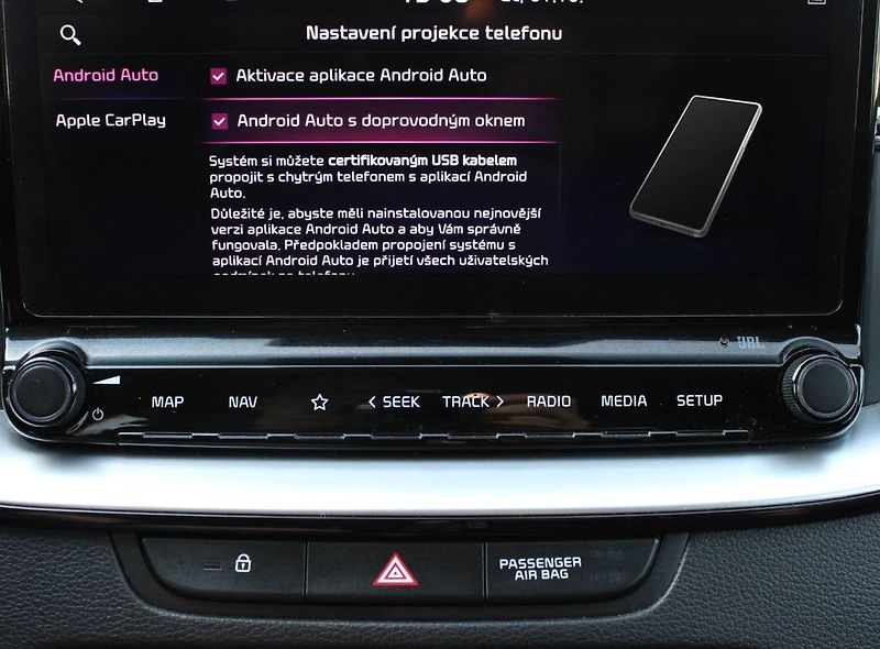 Kia XCeed (2020) 1.6 T-GDI 150kW automat LED - fotka 17 z 32