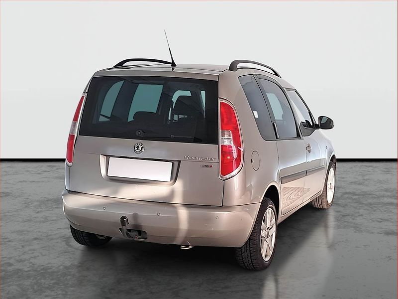 Škoda Roomster (2010) 1.6 TDI, Tažné, Klima - fotka 5 z 14