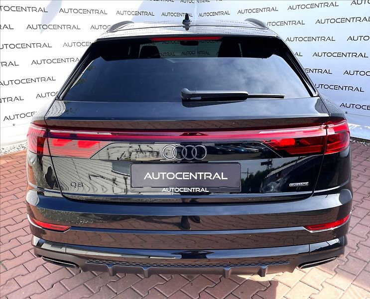 Audi Q8 3,0 TDi 50 S-line Individual - fotka 5 z 35