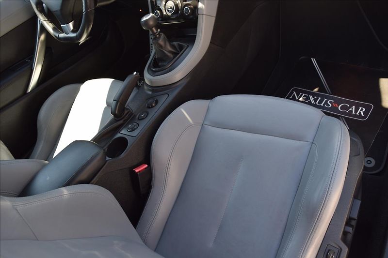 Peugeot RCZ 1,6 i 115KW NOVÁ STK ALU KLIMA - fotka 18 z 48